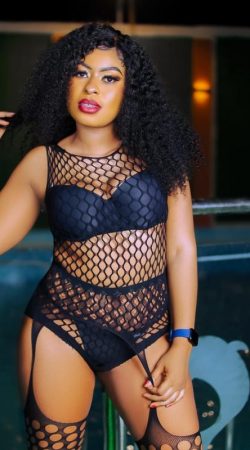 Experience Unforgettable Moments with Naomi Sapphire Escort