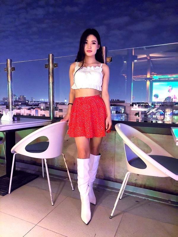 Evelyn Snow Unforgettable Moments Await You in Dubai 1 Mis Fotos