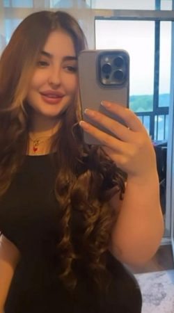 Experience Unforgettable Moments with Monroe Lust Tonight