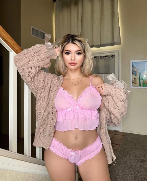 Experience Unforgettable Moments with Dakota Rouge Escort Services