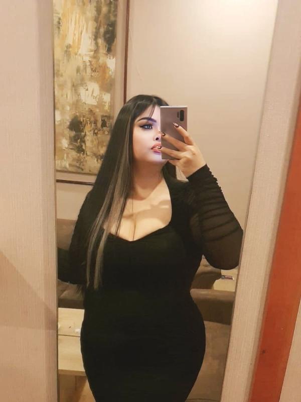 Experience Unforgettable Moments with Violet Sage’s Elegance